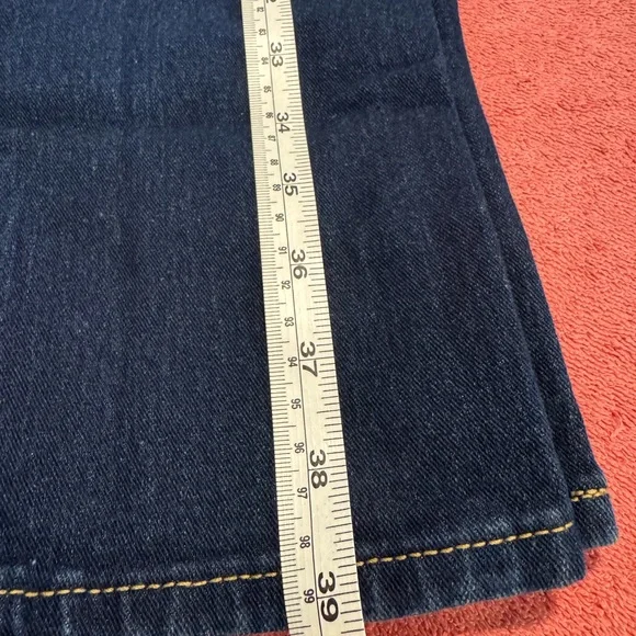 Women's Skinny Jeans in Dark Indigo Stretch Denim - Picture 12 of 12